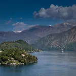 Molli Di Villa *