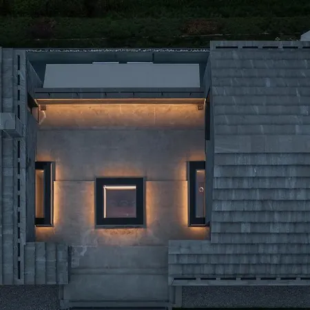 Molli Villa